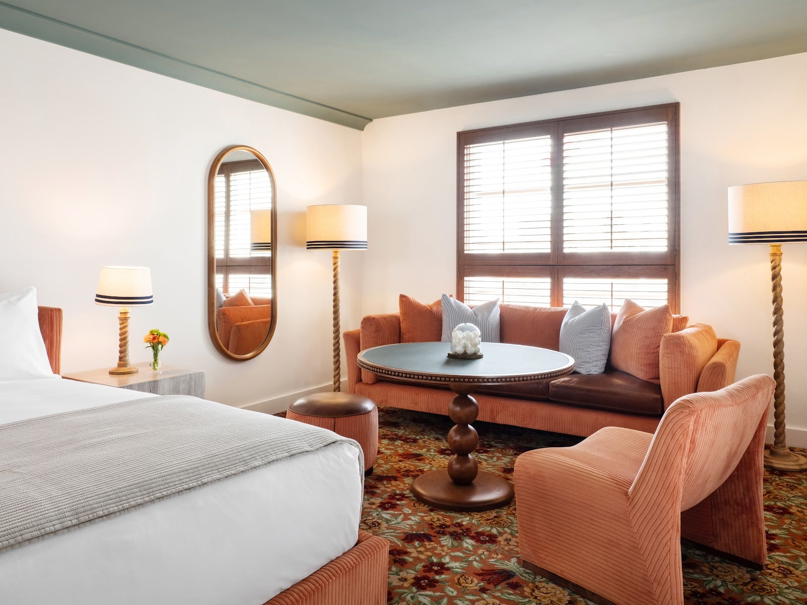 The Orlando Hotel Hotels in Los Angeles – GayOut Guide