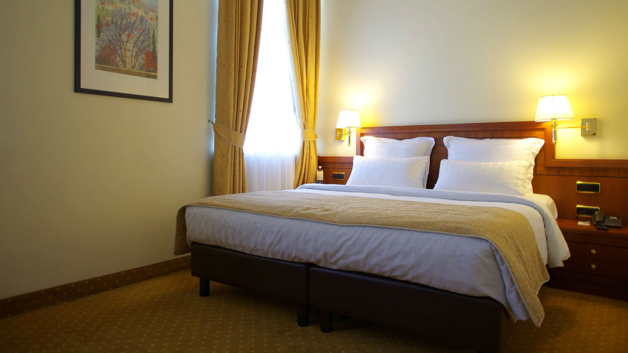 Luxe City Center Hotel Hotels in Los Angeles – GayOut Guide