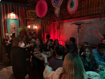 Kika resto Bar teatro disco