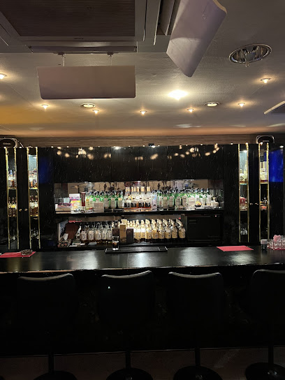 アンビシャス（ゲイバー）