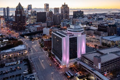 Hyatt Regency Milwaukee Hotels in Milwaukee – GayOut Guide