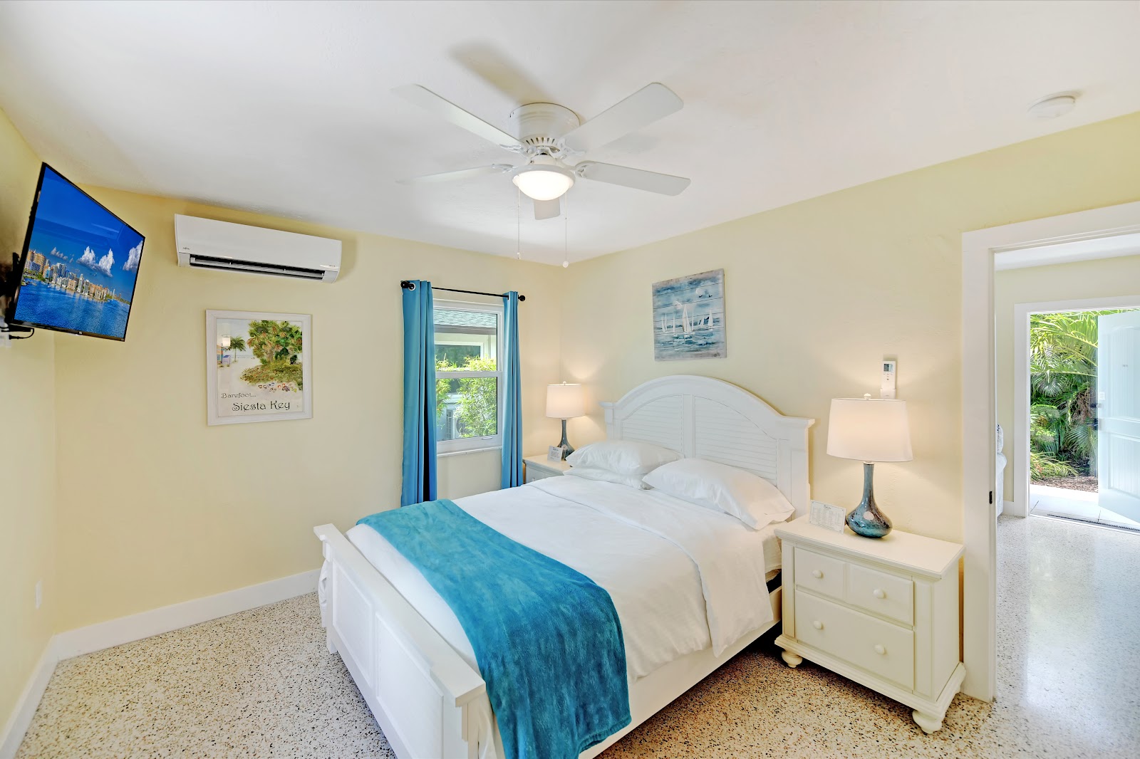 Siesta Key Palms Resort Hotels in Sarasota – GayOut Guide