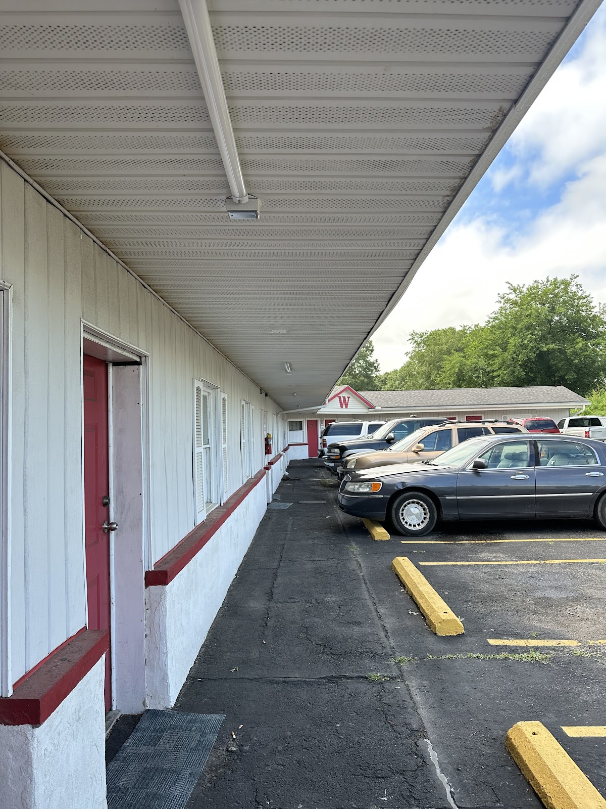 Westwood Motel Hotels in South Bend – GayOut Guide