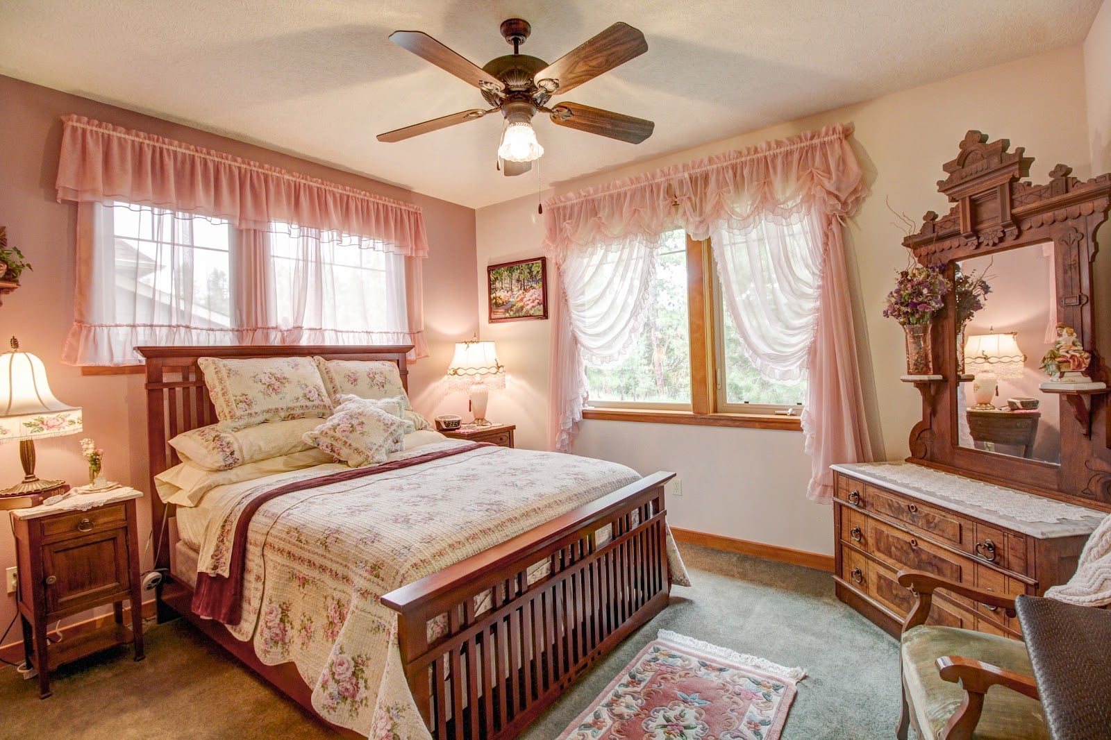 River House Bed and Breakfast Hotels in Spokane – GayOut Guide