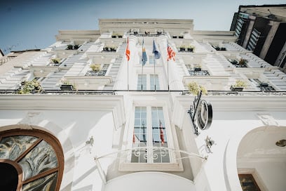 Food & wine in Tirana
