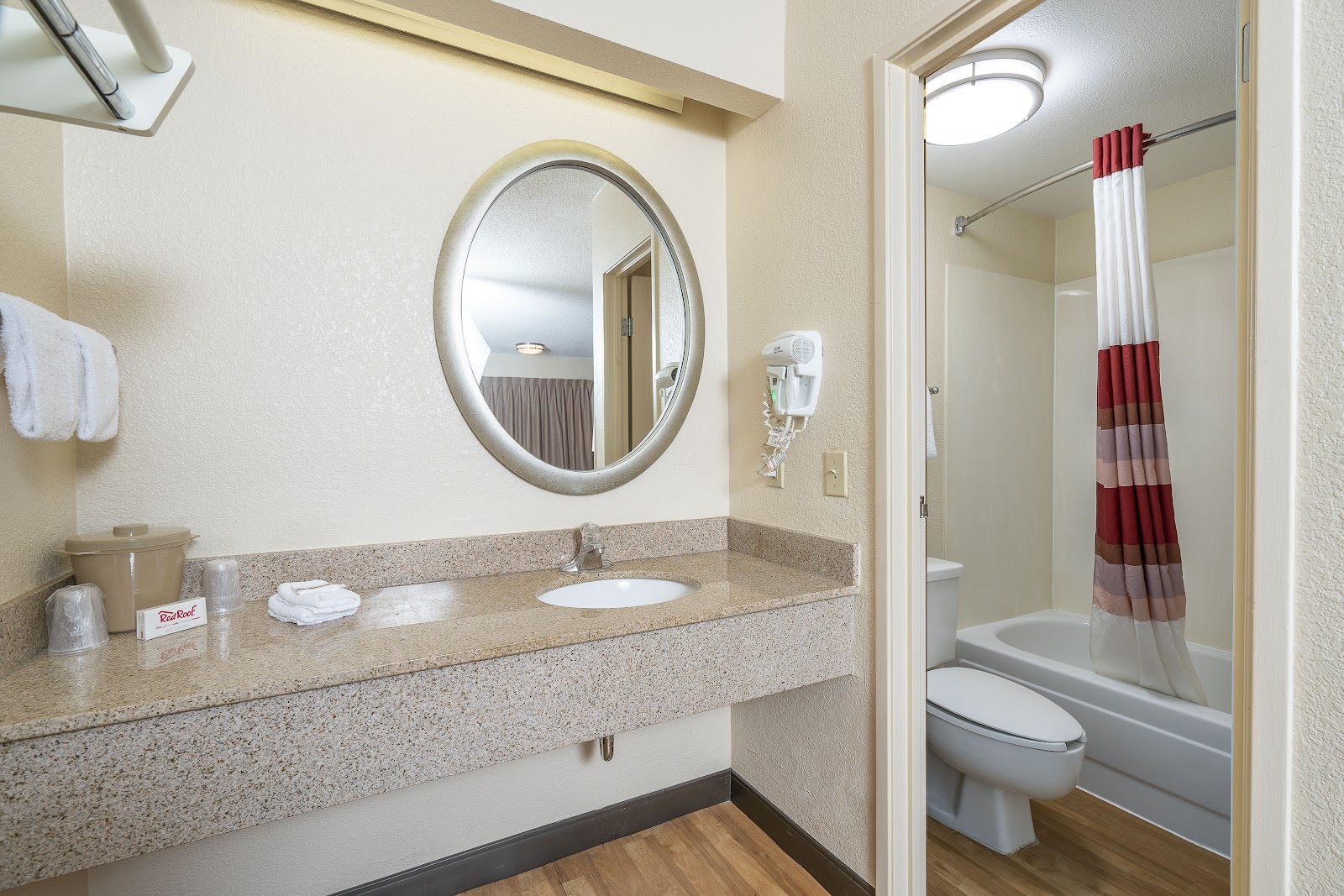 Red Roof Inn Louisville Expo Airport Hotels in Louisville – GayOut Guide