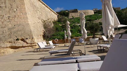 Food & wine in Valletta