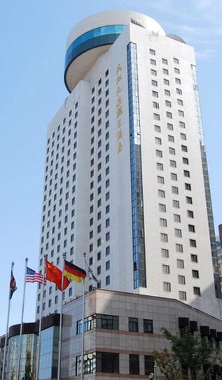طعام ونبيذ in ووهان