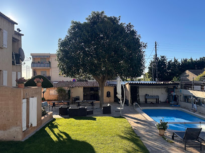 Salta-fila in Antibes