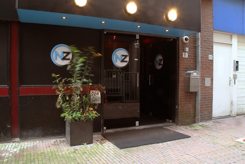 Aparthotel AXL Flathotel Continental Stay Hotels in Ixelles – GayOut Guide