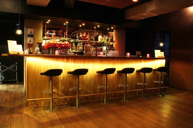 Aparthotel AXL Flathotel Continental Stay Hotels in Ixelles – GayOut Guide