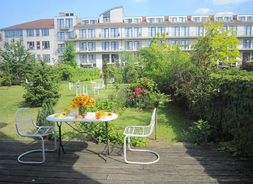 Aparthotel AXL Flathotel Continental Stay Hotels in Ixelles – GayOut Guide