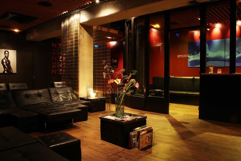 Aparthotel AXL Flathotel Continental Stay Hotels in Ixelles – GayOut Guide