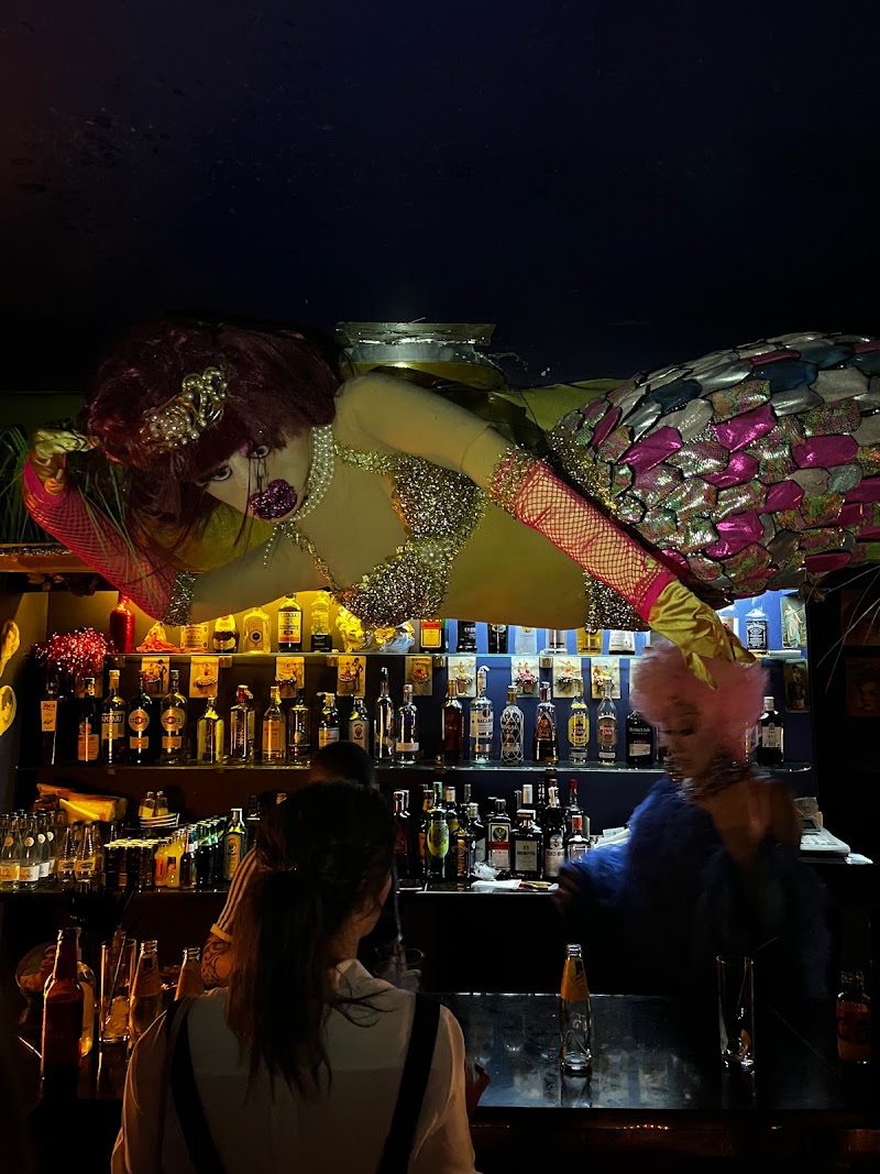 B&B DRUUM Hotels in Brussels – GayOut Guide