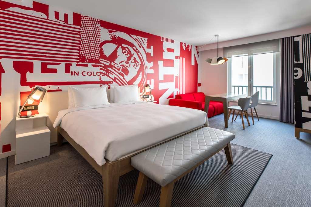 Radisson RED Hotel Brussels Hotels in Ixelles – GayOut Guide