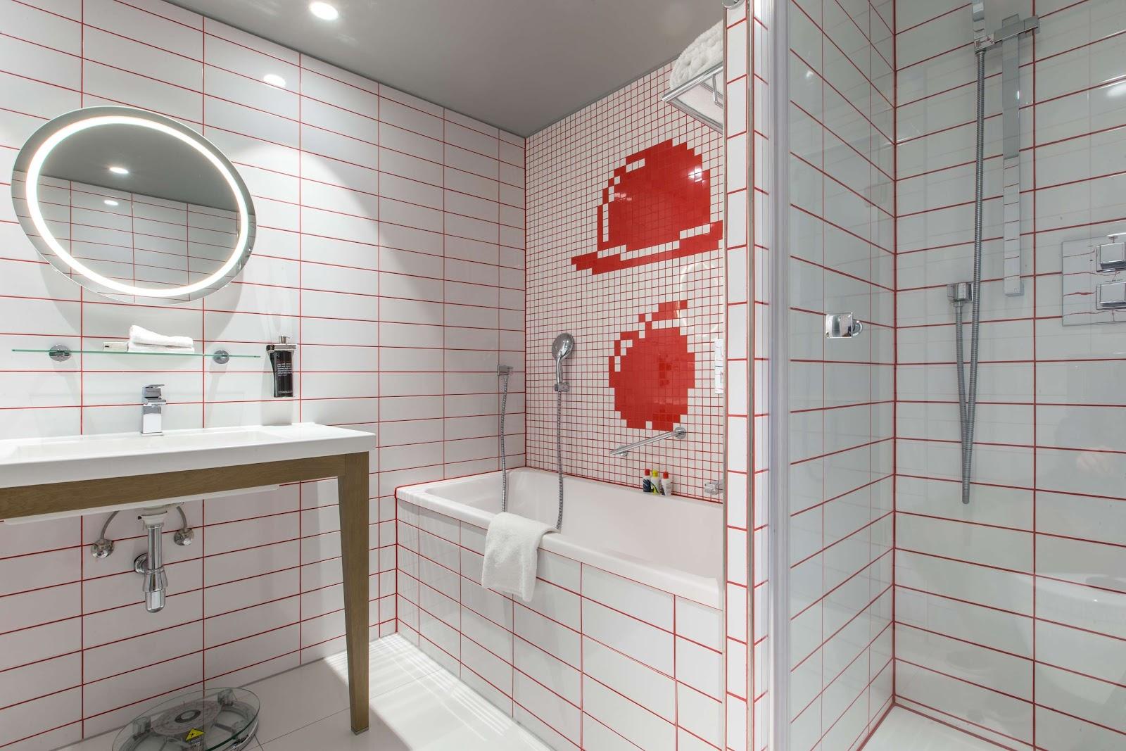 Radisson RED Hotel Brussels Hotels in Ixelles – GayOut Guide