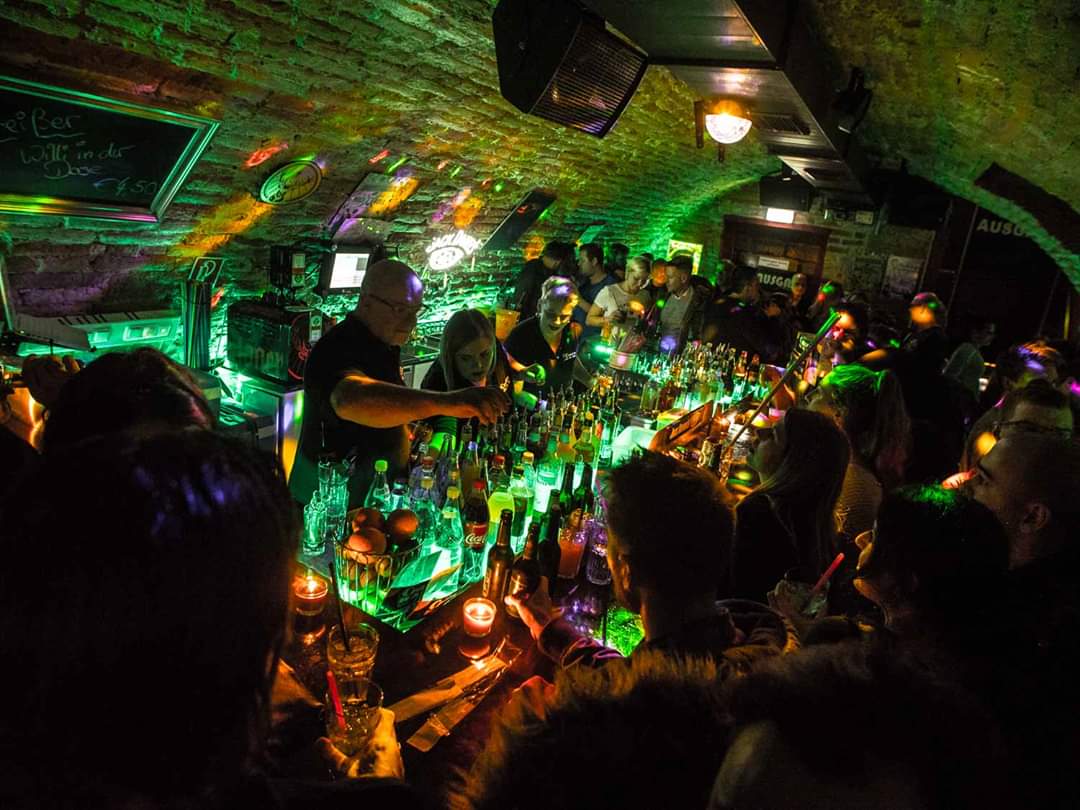 Crazy Bar Bars & Clubs in Augsburg – GayOut Guide