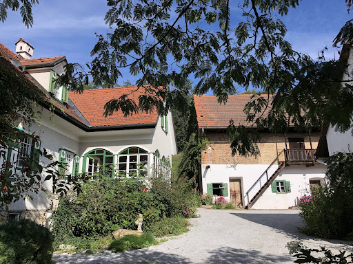 Gästehaus Hirschenhof Hotels in Graz – GayOut Guide