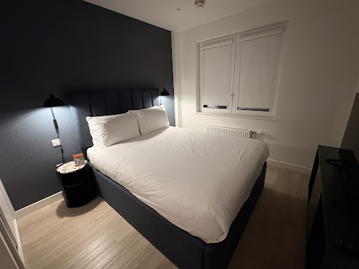 Vertus Edit Canary Wharf Hotels in London – GayOut Guide