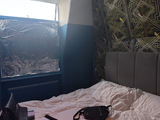 The Crown Rooms Hotels in London – GayOut Guide
