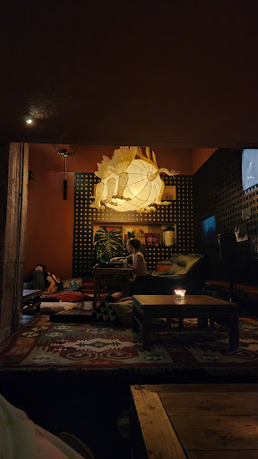 Lollipop Bar & Lounge Gay-Friendly Barlar ve Kulüpler in Shanghai – GayOut Guide