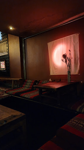 Lollipop Bar & Lounge Gay-Friendly Barlar ve Kulüpler in Shanghai – GayOut Guide