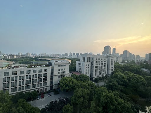 Orange Hotel Shanghai Hongqiao Yan'an west road Hotele Gay-Friendly in Shanghai – GayOut Guide