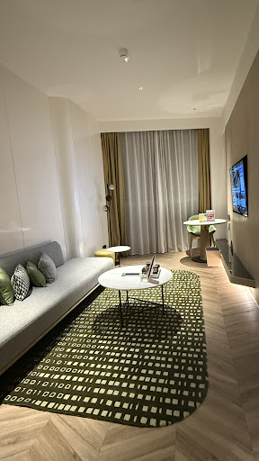 Holiday Inn Chongqing Data Valley, an IHG Hotel Gay-freundliche Hotels in Chongqing – GayOut Guide