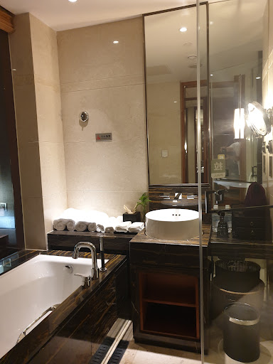 فندق Chengdu Airport Hotel فنادق صديقة للمثليين ودودة in Chengdu – GayOut Guide