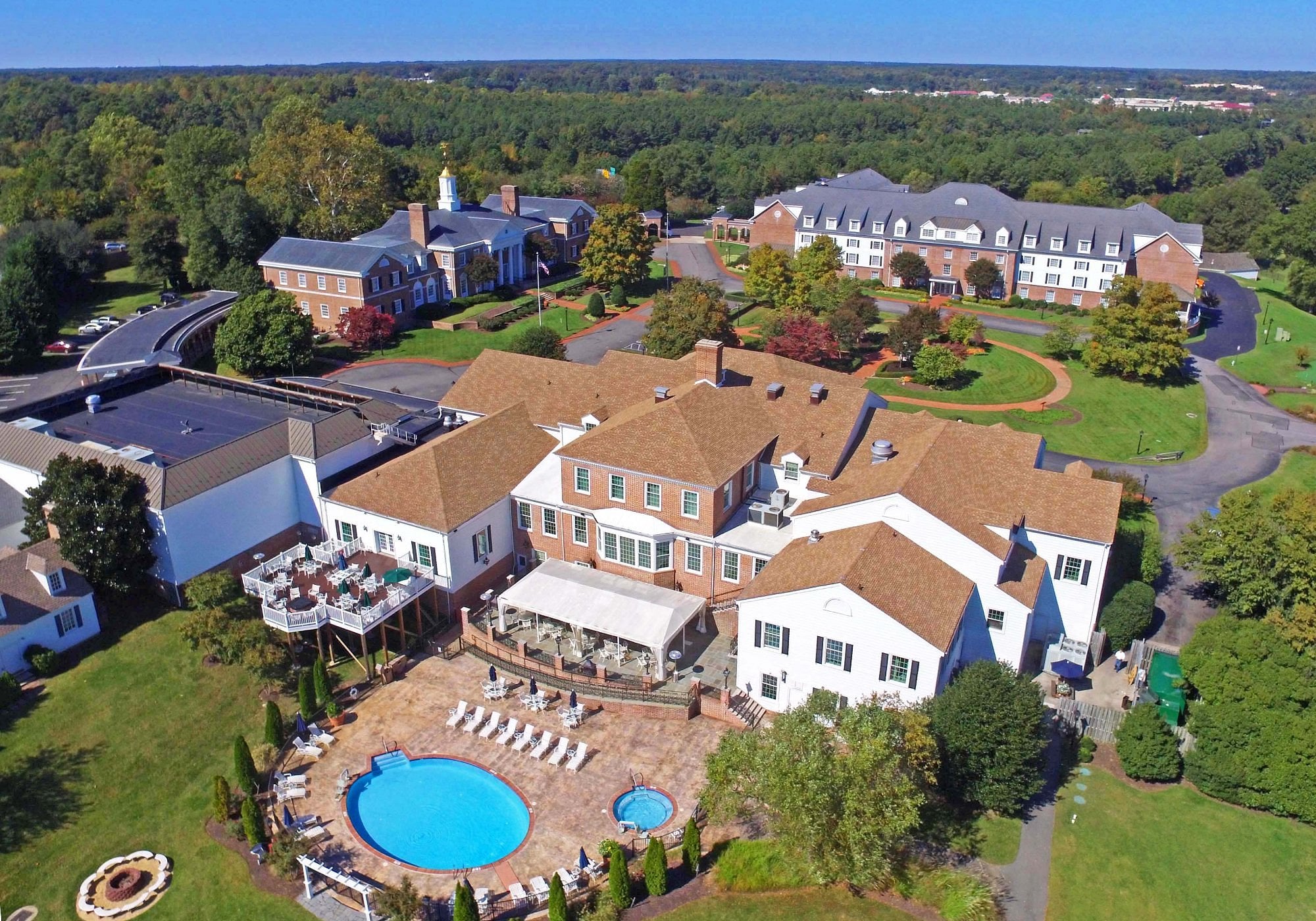 Virginia Crossings Hotel & Conference Center, Tapestry Collection by Hilton