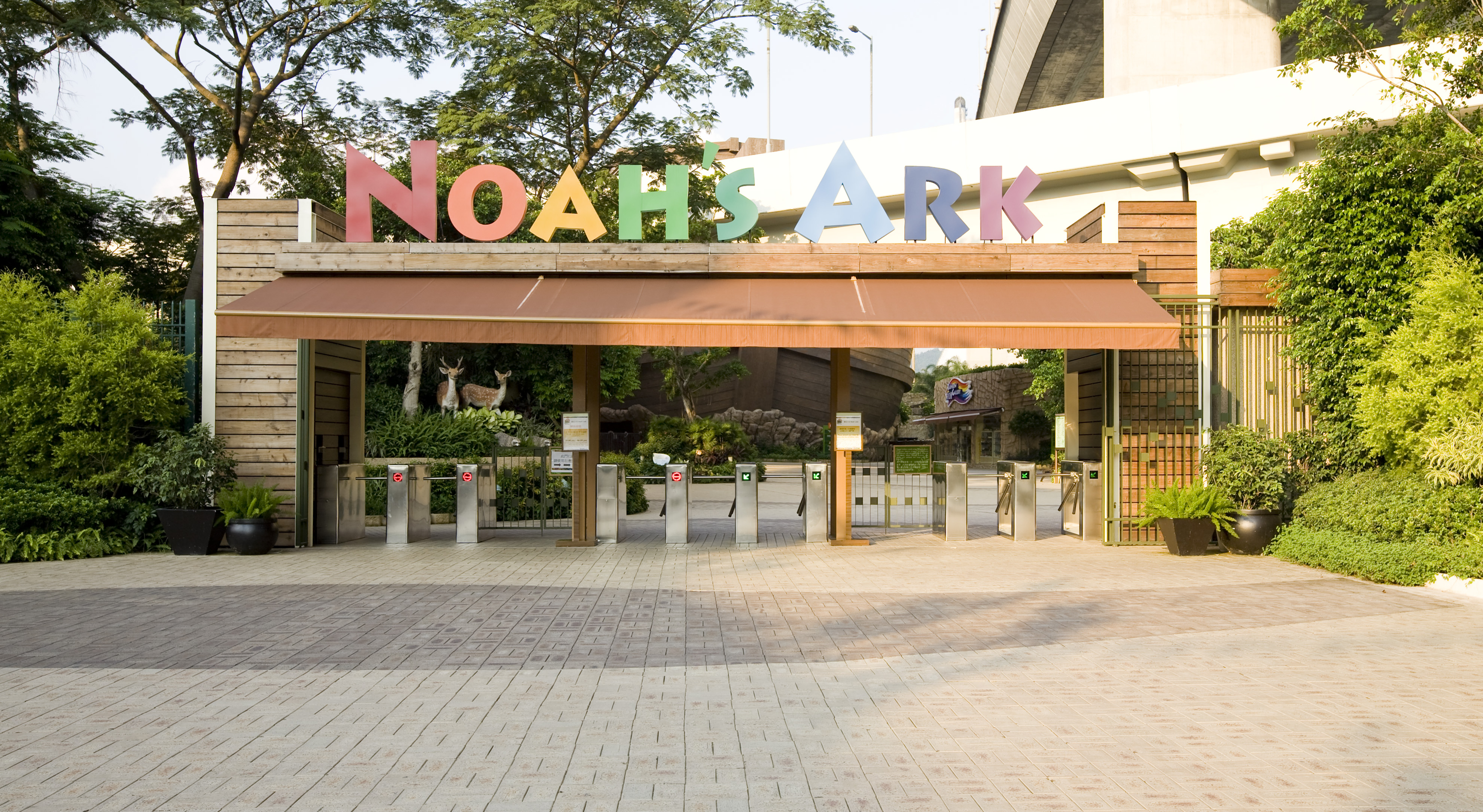 Noah's Ark Hotel and Resort