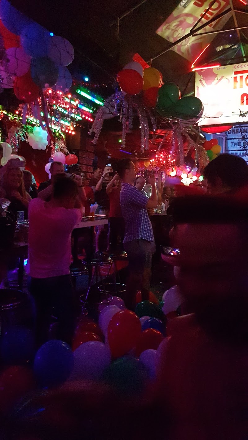 Heaven and Hell Bars & Clubs in Washington DC – GayOut Guide