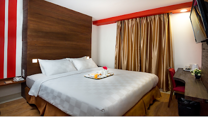 RedStar Hotel