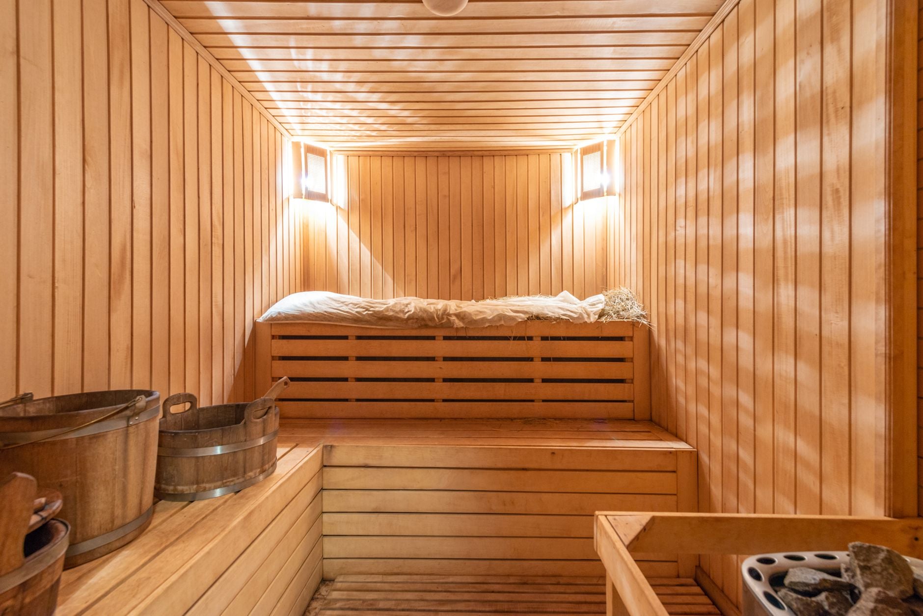 Adam Sauna