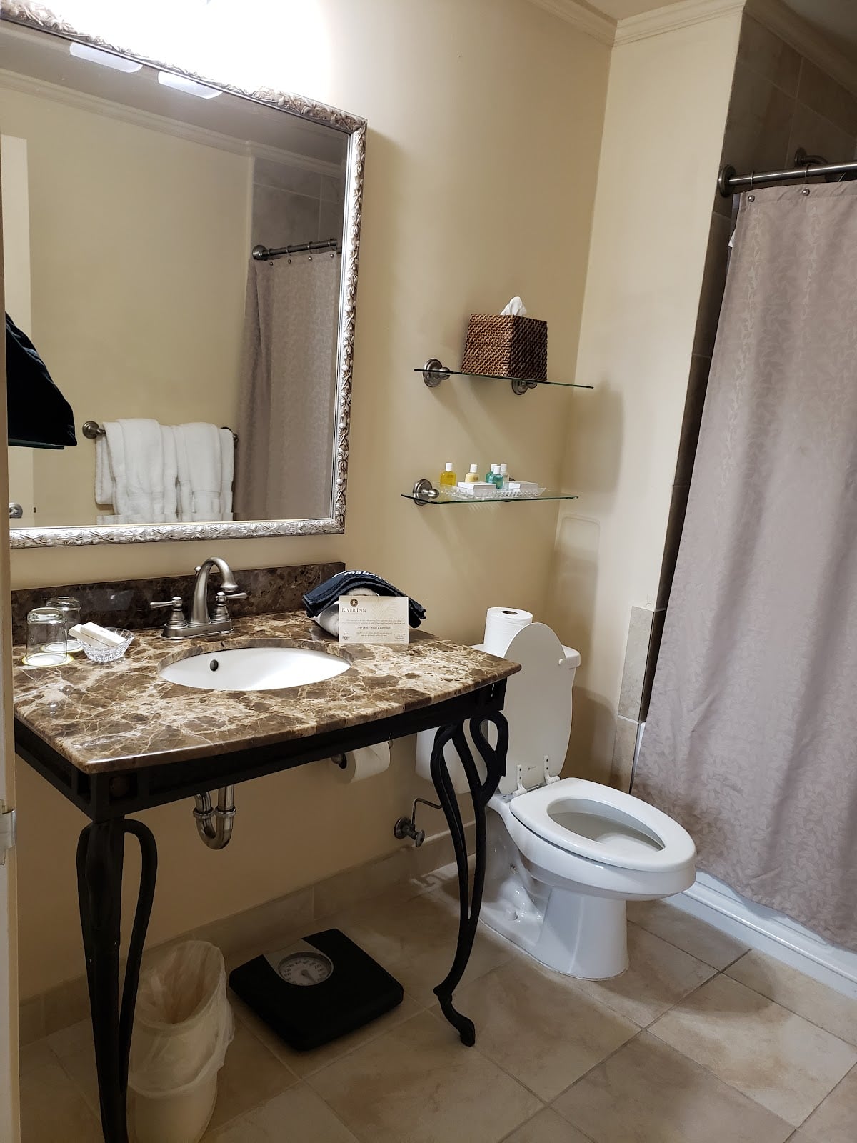 River Inn of Harbor Town Hotels in Memphis – GayOut Guide
