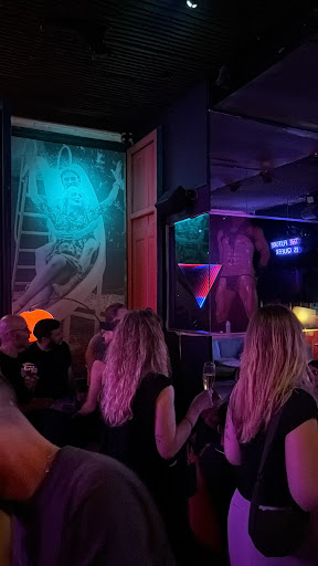 Candy Darling Bars & Clubs in Barcelona – GayOut Guide