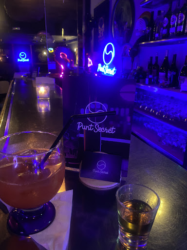 Punt Secret Bars & Clubs in Barcelona – GayOut Guide