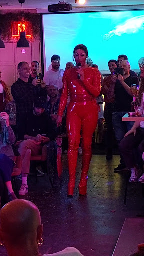 La Sastrería Bars & Clubs in Barcelona – GayOut Guide