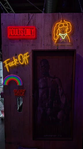 NOSTROMO GAY SEX SHOP Cruising Areas in Barcelona – GayOut Guide