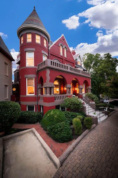 Swann House B&B