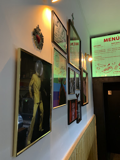 Bar Mala Mujer Bars & Clubs in Madrid – GayOut Guide
