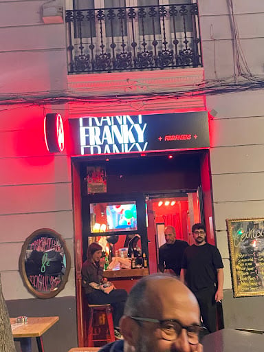FRANKY Four Fingers Bars & Clubs in Valencia – GayOut Guide