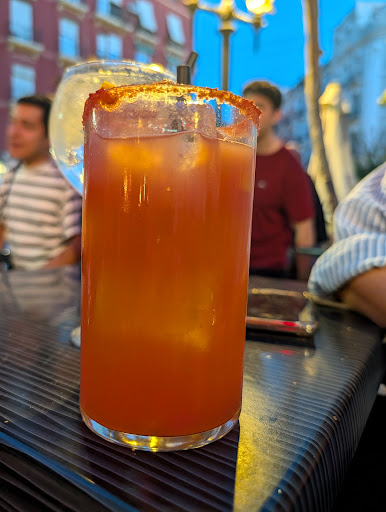 FRANKY Four Fingers Bars & Clubs in Valencia – GayOut Guide