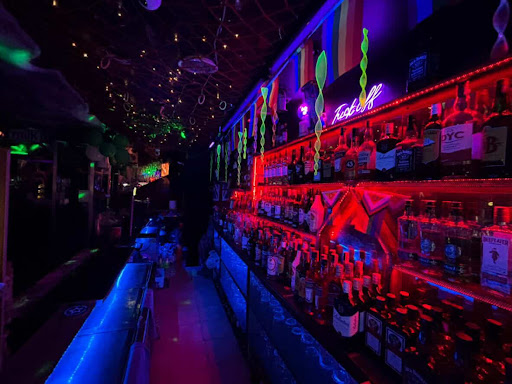 Lovers Benidorm Cruising Areas in Benidorm – GayOut Guide