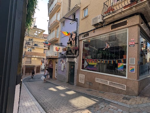Lovers Benidorm Cruising Areas in Benidorm – GayOut Guide