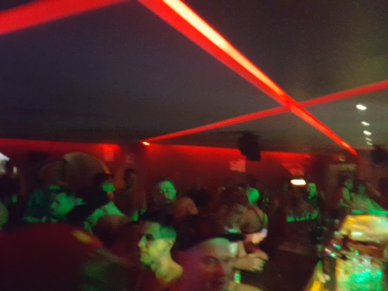 Lola Bars & Clubs – GayOut Guide