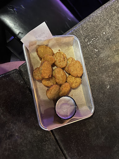 Redwing Bar & Grill Bars & Clubs in San Diego – GayOut Guide