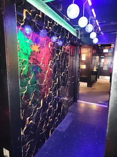 FLEX Spas Los Angeles Saunas in Los Angeles – GayOut Guide