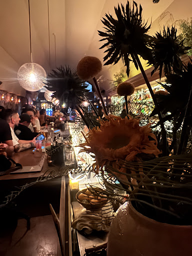 Bar Franca Bars & Clubs in Los Angeles – GayOut Guide