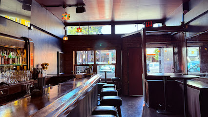 Mary’s on Haight Bars & Clubs in San Francisco – GayOut Guide